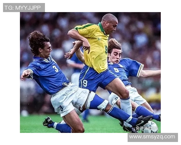 全球顶尖男足球明星的传奇与成就盘点